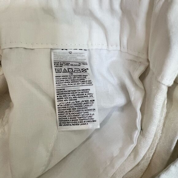 OLD NAVY Mid Rise Everyday Linen Blend Shorts Size 12 - Picture 7 of 7